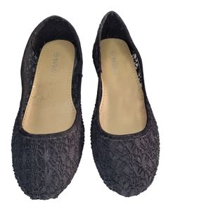 Wells Lace flats